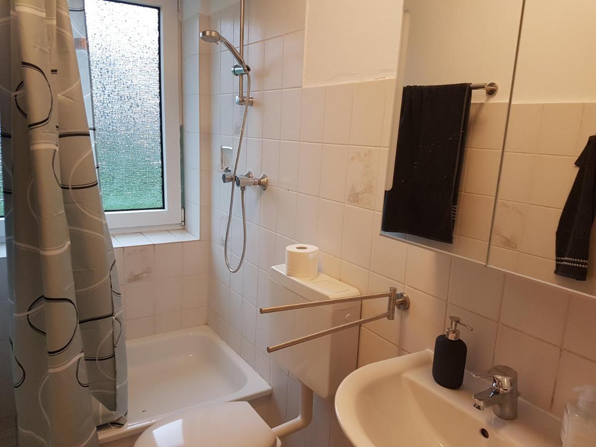 Kleine, Ruhige Wohnung In Gelsenkirchen Dış mekan fotoğraf
